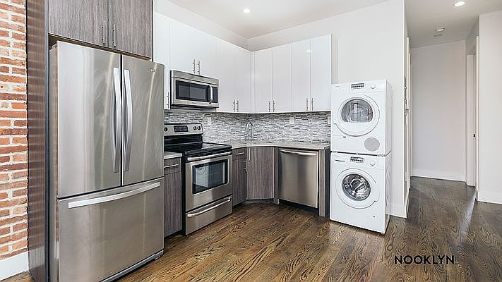1st image of 42 Palmetto St APT 3