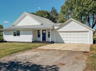 2302 E Hundred North Rd, Hoopeston, IL 60942