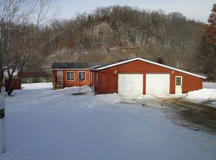 4394 Oak Ave, Cashton, WI 54619