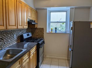 311 Queen Anne Rd APT 1B, Teaneck, NJ 07666