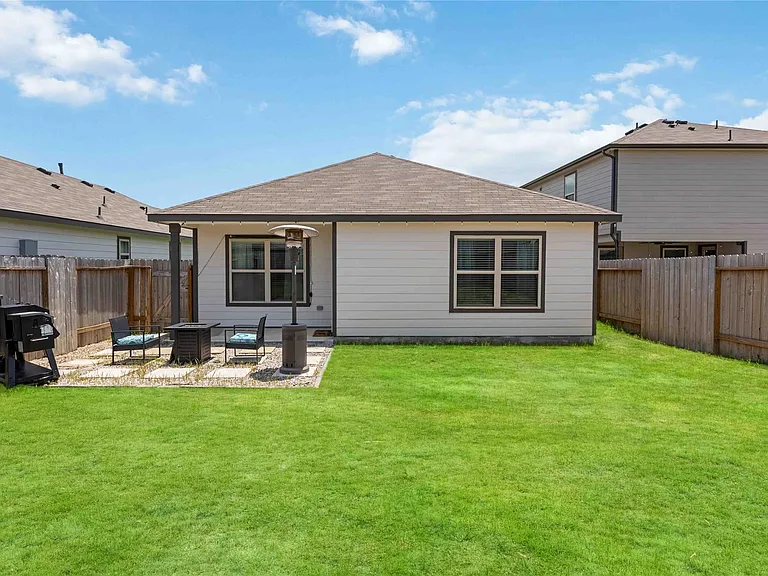 10527 Meadow Saffron Dr — Photo 23