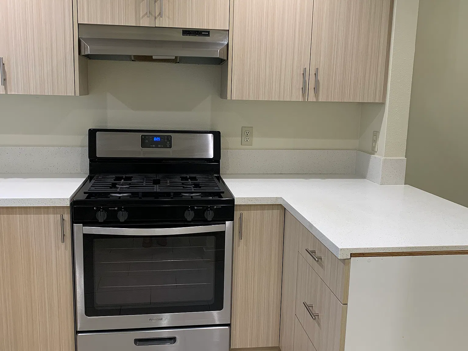 2 bed, $2,845 — Photo 3
