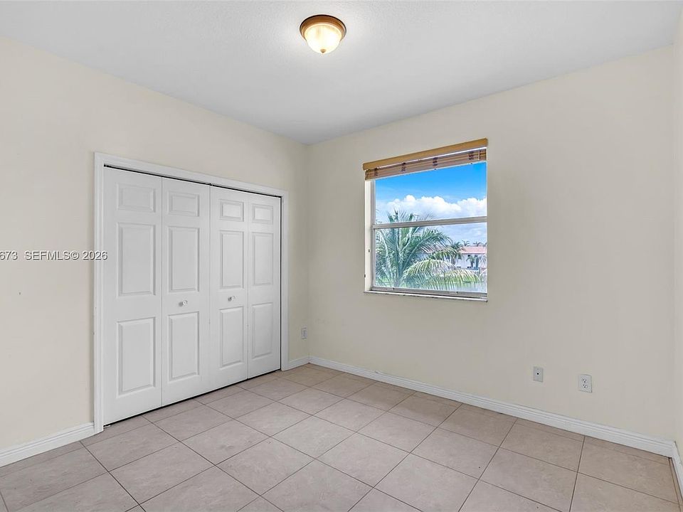1st image of 5149 SW 137th Ave #0