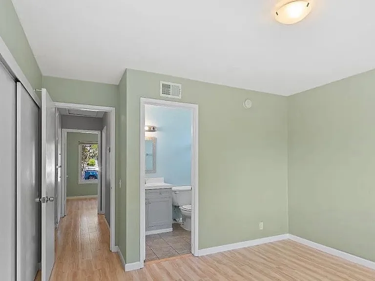 Bedroom4 (Master)