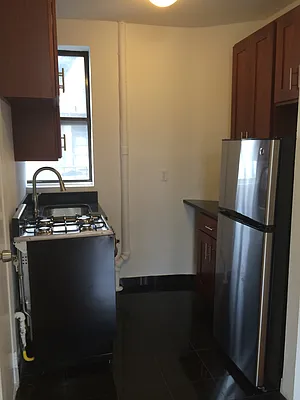 Rented by Pink Stone Realty LLC | media 10