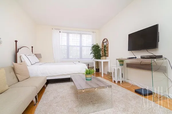 Rented by Alpha Properties NYC I LLC | media 16