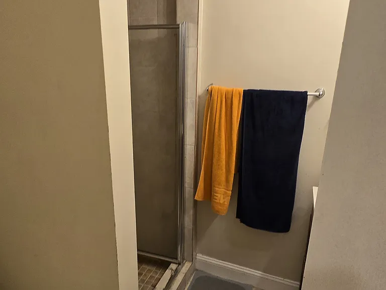 21 Rossmore St #3 — Photo 11