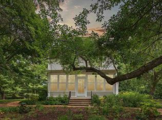 2912 Dubuque St NE, Iowa City, IA 52240