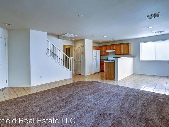 3rd image of 8309 New Leaf Ave #C4