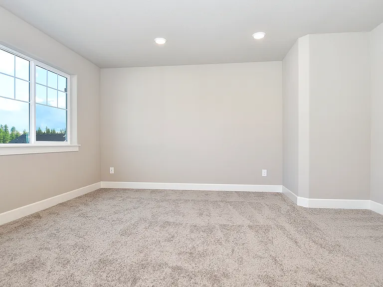 3625 NE Spruce Dr — Photo 7