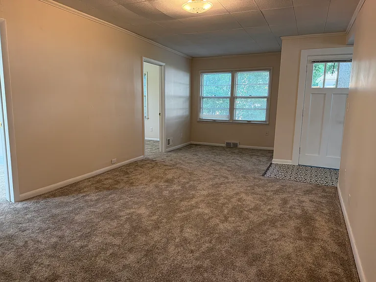 1004 Glenwood Ave #2 — Photo 3