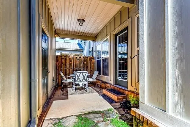 1630 Academy Dr #905 — Photo 14