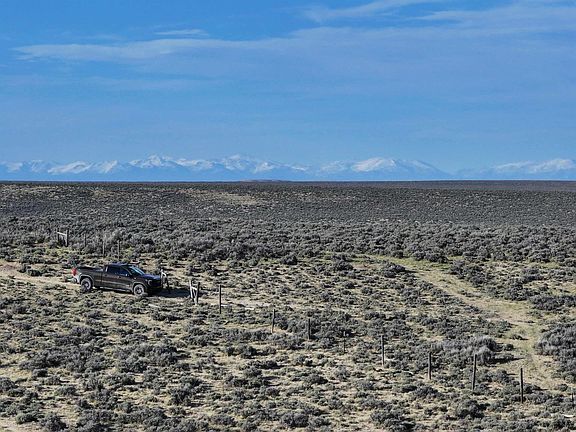 3rd image of 14 Mile Ranch Rd