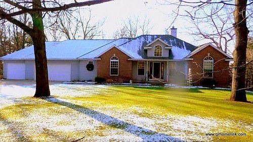 1st image of 7700 Raven Dr SE