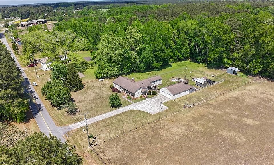 1st image of 2792 Airport Rd