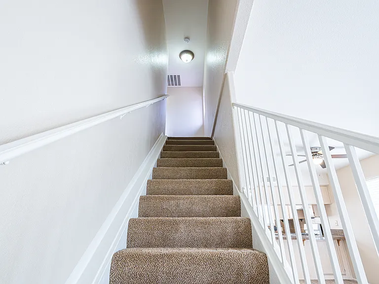450 Tava Ln — Photo 15