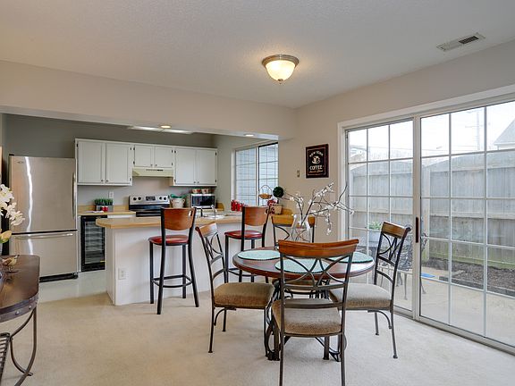 3rd image of 3465 Marabou Ln