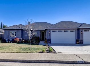 333 Bedrock Ln, Redding, CA 96003
