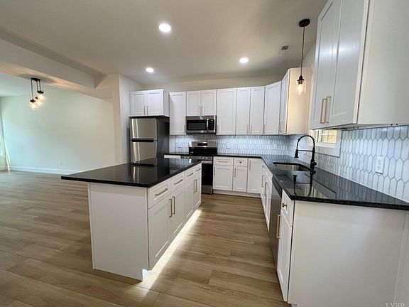 5th image of 2638 Sunnymeade Rd