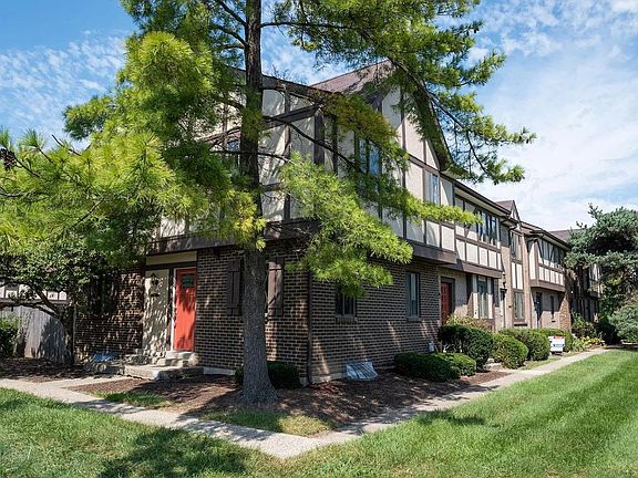 2nd image of 7512 Parliament Ct