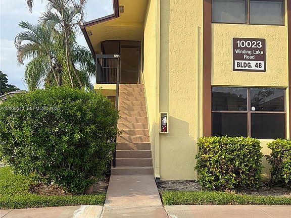 2nd image of 10023 Winding Lake Rd APT 202