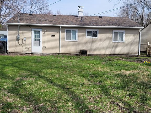 5th image of 22001 Eastwood Ave