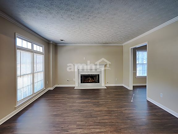 5th image of 3115 Elizabeth Ln