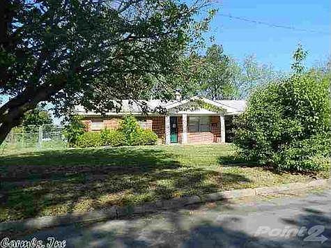 1st image of 904 Belmont Dr