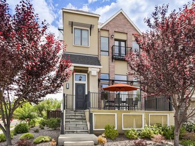 3501 Crocker Dr, Sacramento, CA, 95818