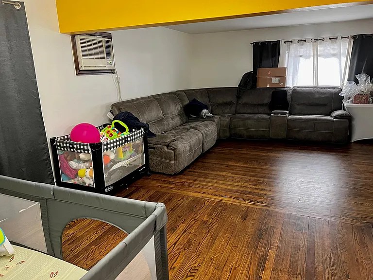 133 Washington St #1 — Photo 5