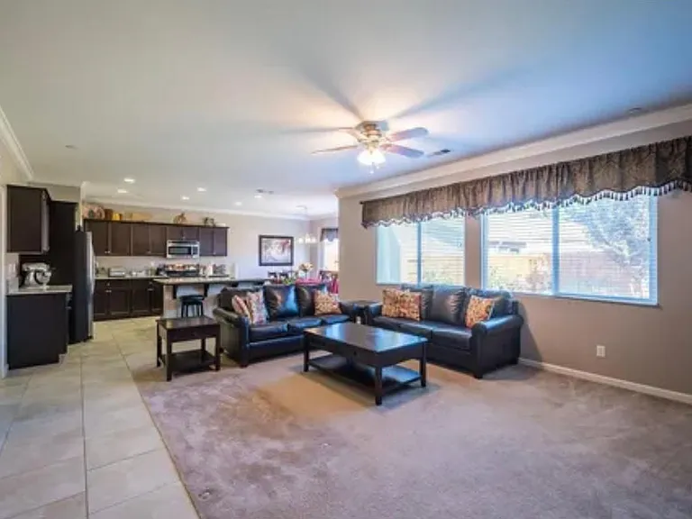 1164 W Muir Way — Photo 6