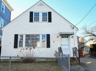 59 Hillhurst Ave, Providence, RI 02909