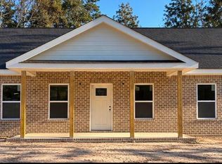 4801 Oakplace Dr, Vancleave, MS 39565