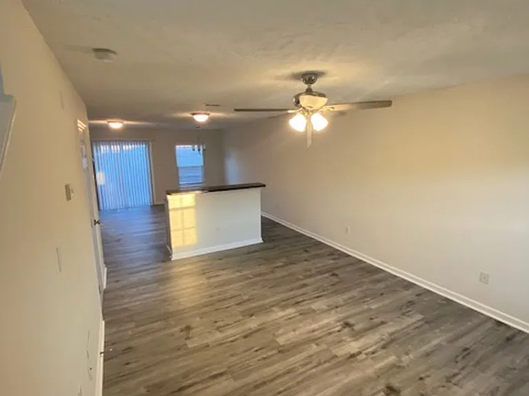 324 Stewarts Landing Cir — Photo 12