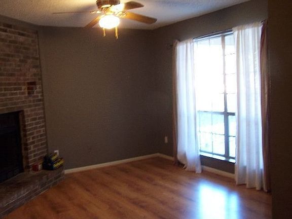 2nd image of 8809 Pembroke Ct N