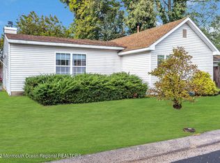 13 Carter Ave, Middletown, NJ 07748