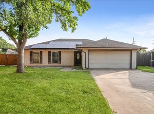 2604 S Meadow Dr, Fort Worth, TX 76133