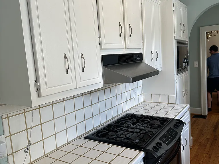 927 Heard Ave — Photo 14