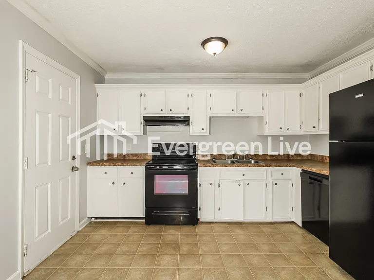 225 Oak Glenn Dr — Photo 4