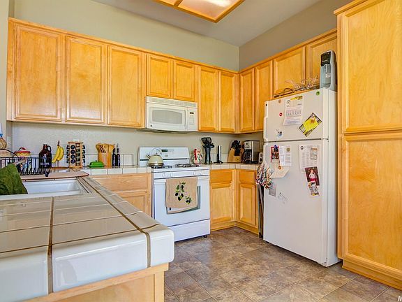 5th image of 605 Nightingale Way