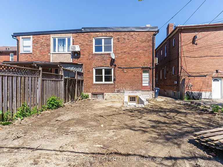 210 Westmount Ave #1 — Photo 50