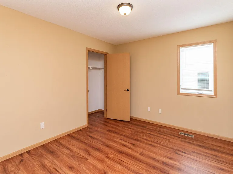 209 S Cottonwood St — Photo 10