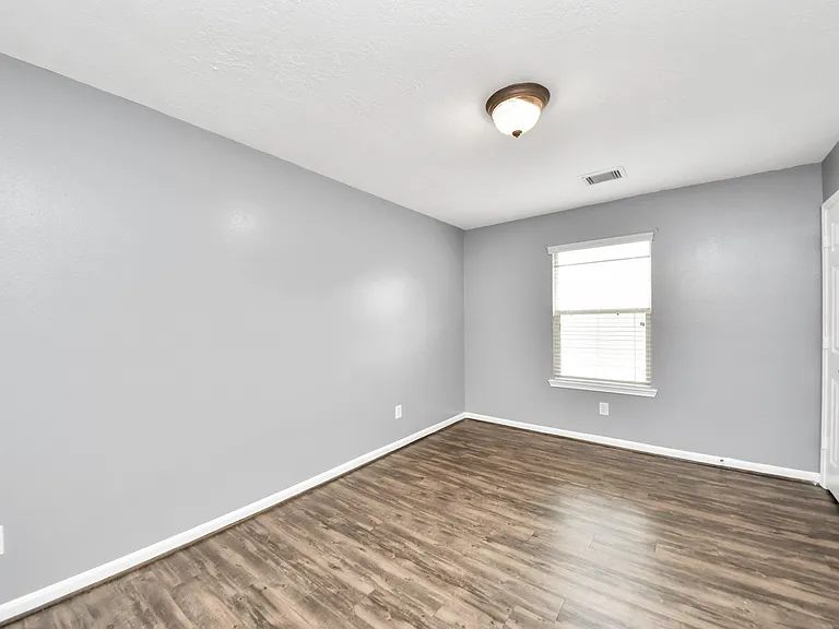 19215 Terra Forest Ct — Photo 37