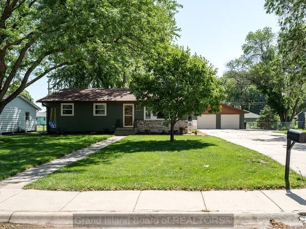2209 N Sherman Blvd, Grand Island, NE 68803