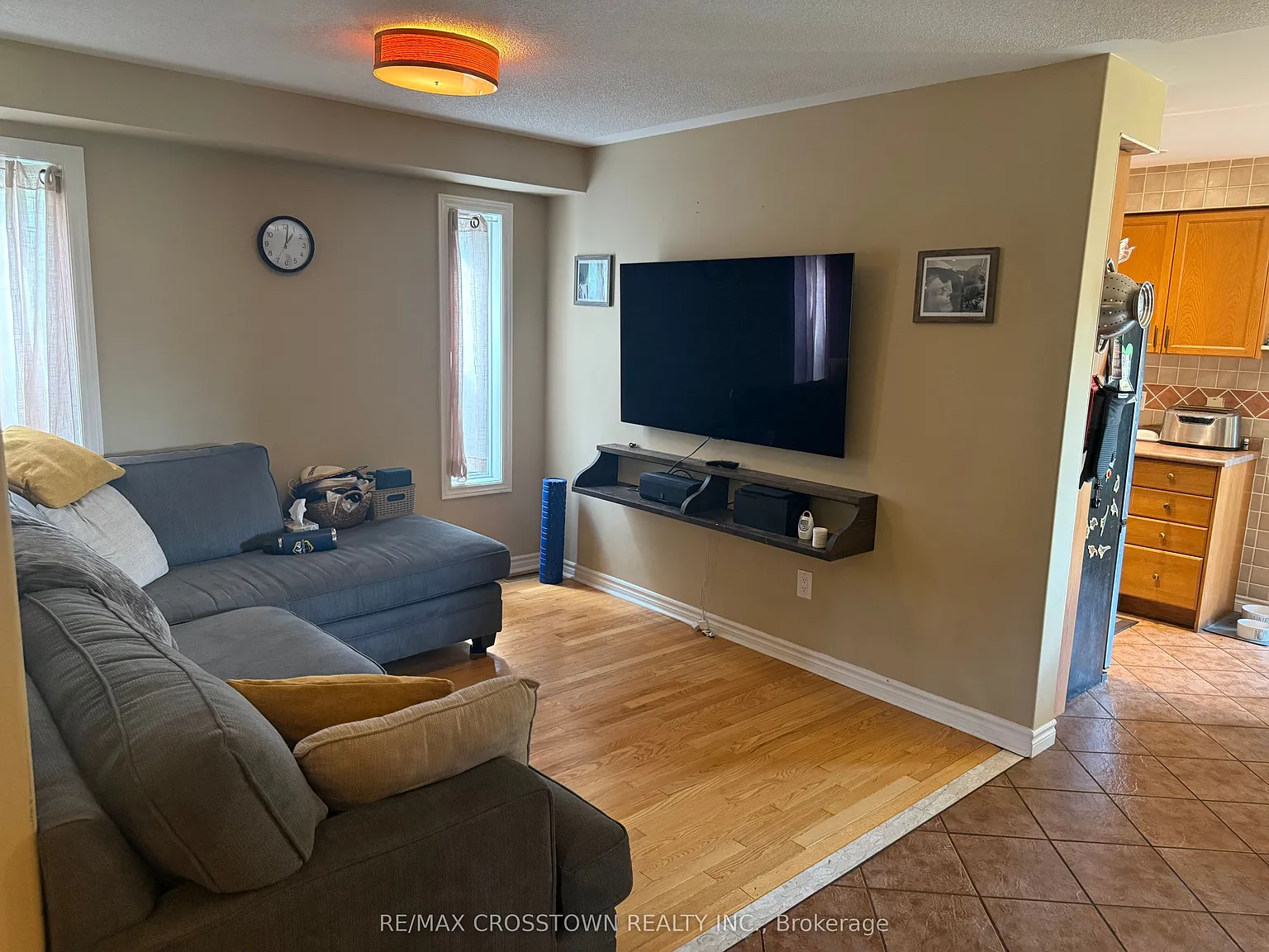 3 bed, $2,600 — Photo 2