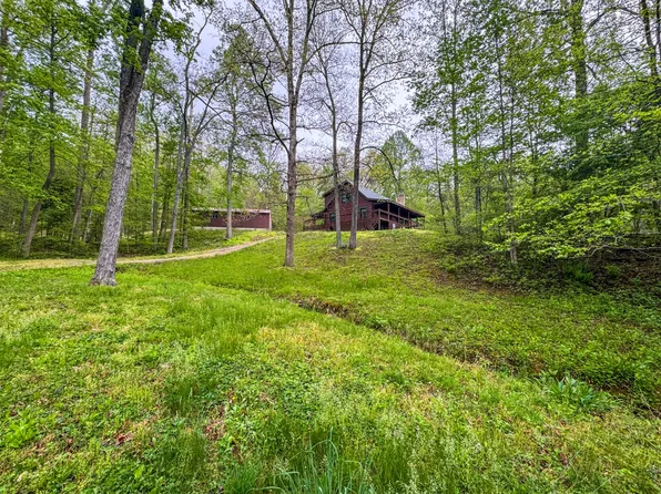 1996 Randalls Run Rd, Blue Creek, OH 45616