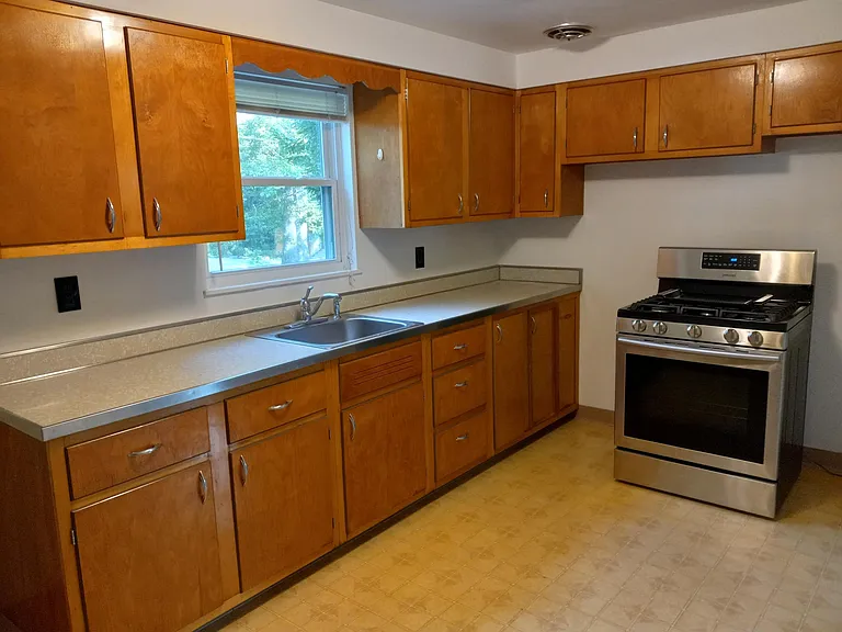 211 N Homewood Ave — Photo 9