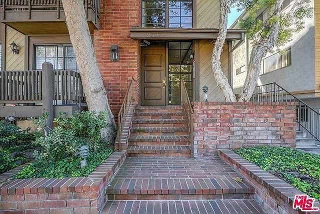 1st image of 2307 S Bentley Ave APT 4