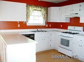 2nd image of 107 Dunwoody Dr
