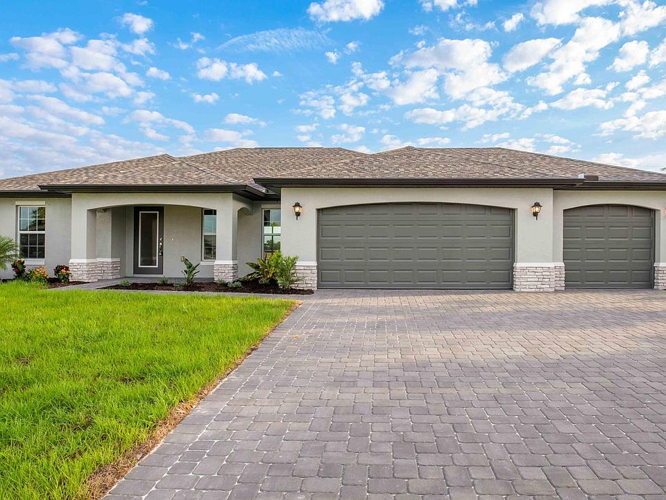 1st image of 1005 NE 10th Ln